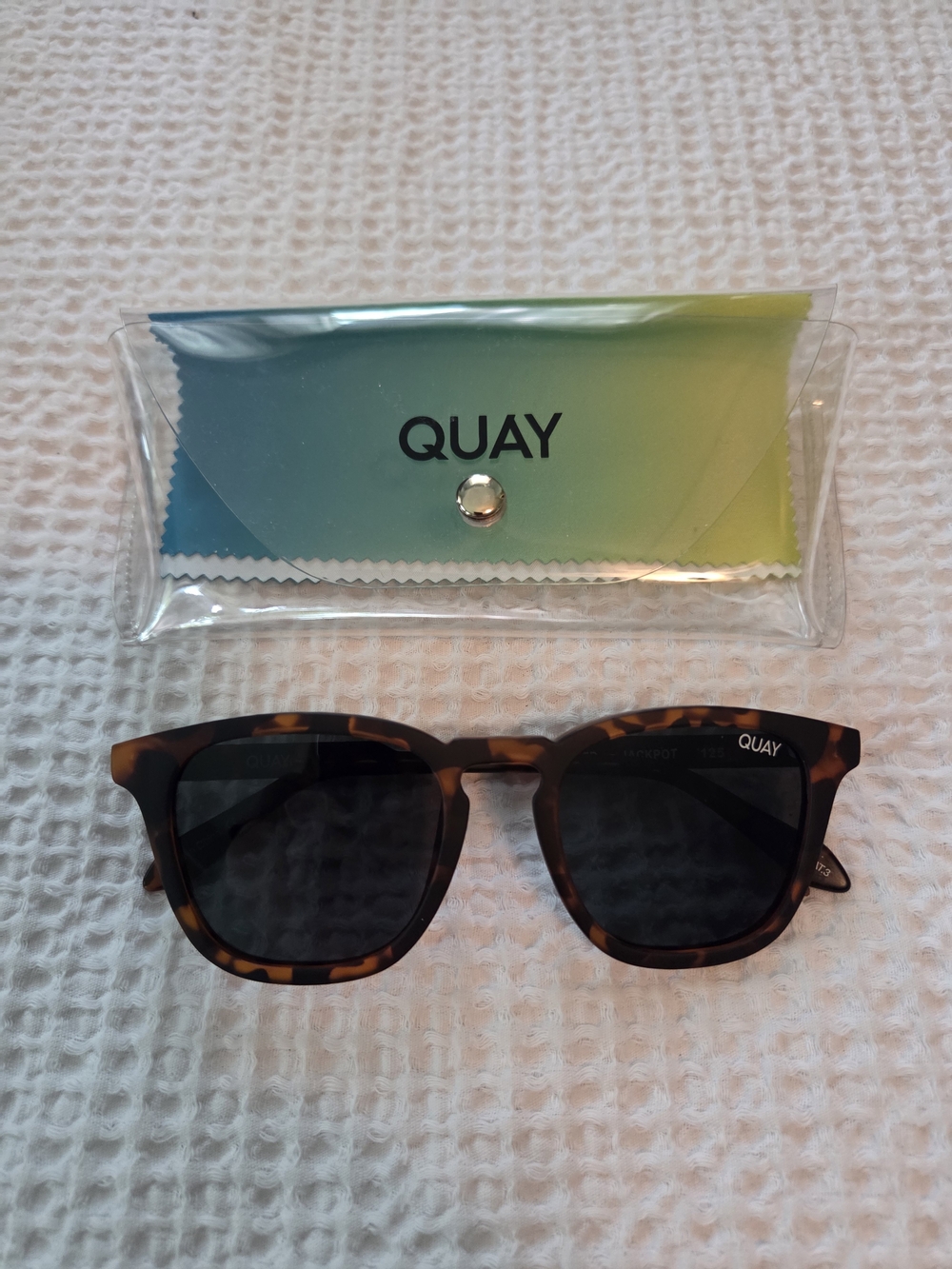 Quay Jackpot Tortoise Frame Sunglasses